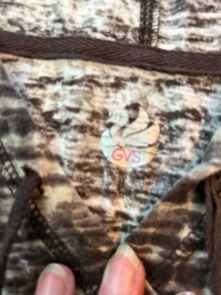 Gvs hoodie size large - Picture 2 of 3